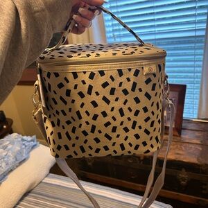 Insulated lunch bag by Wantable